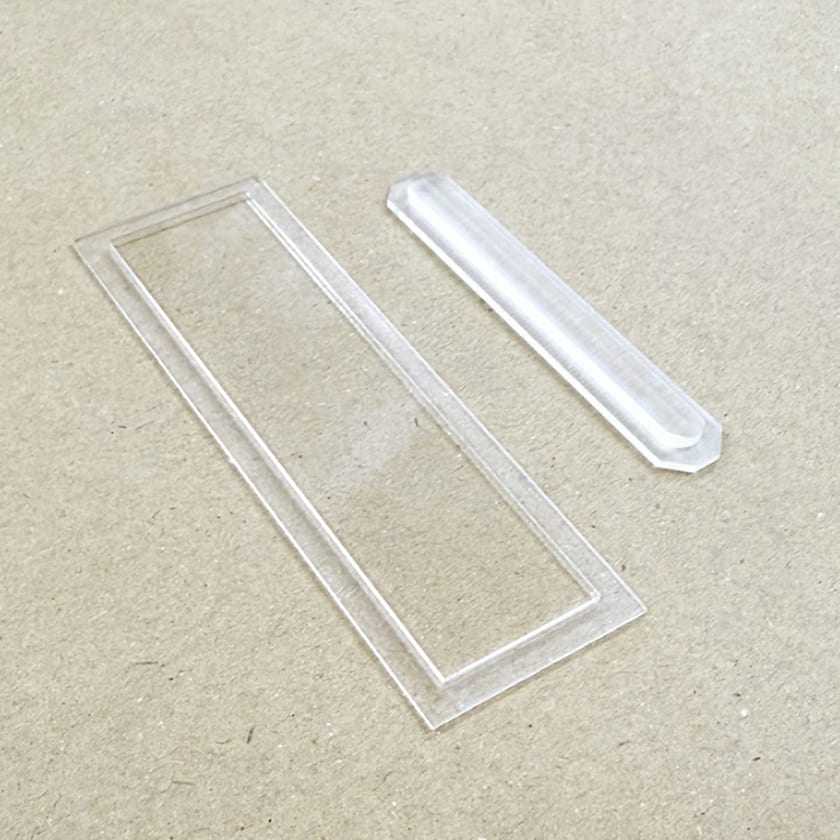 切削加工（アクリル）